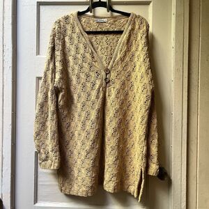 Womens Grannycore Cable Knit Fisherman Vneck Sweater Size 2 Chunky Tan button